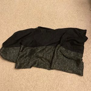 Under Armour Infinity Scarf. New.